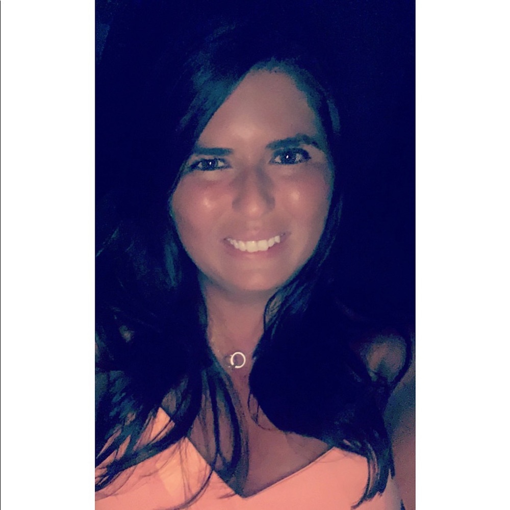 Meet your Posher, Diana